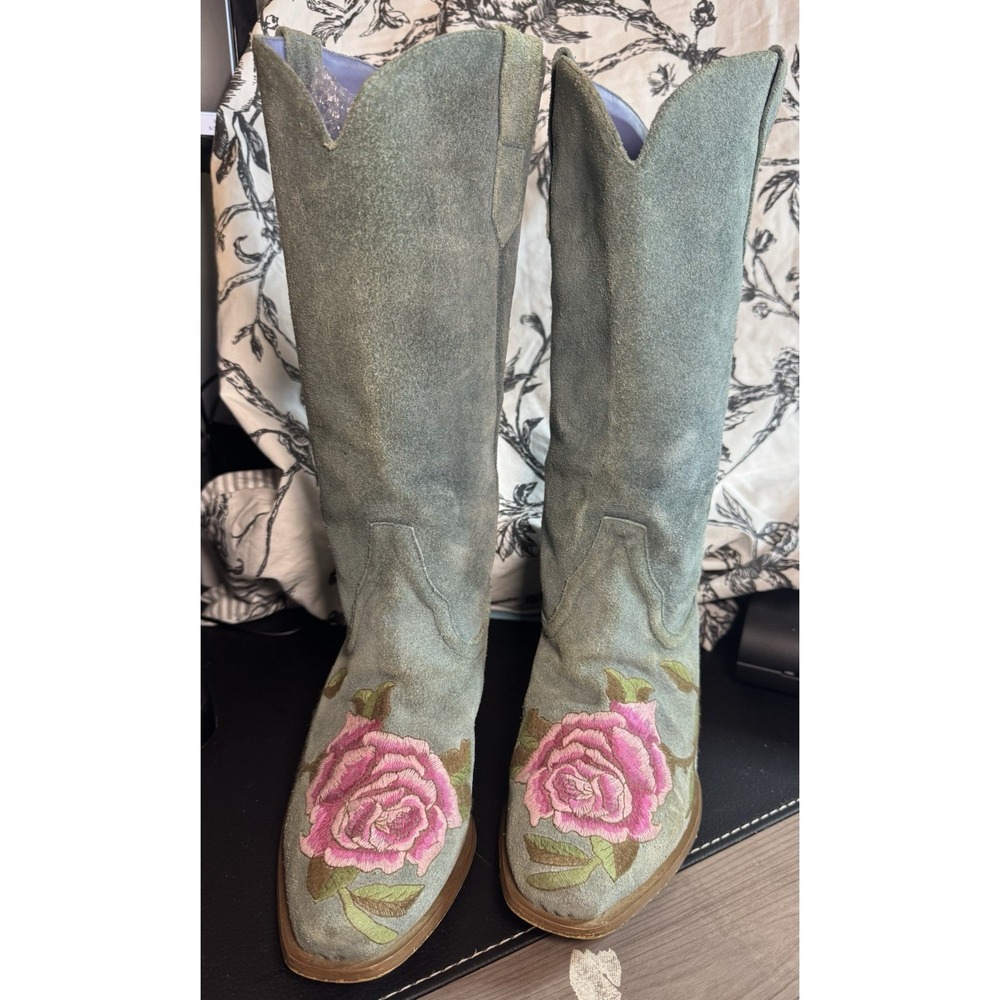 Vintage Newport News Easy Style Blue Genuine Leather Suede Rose Boots Size 5
